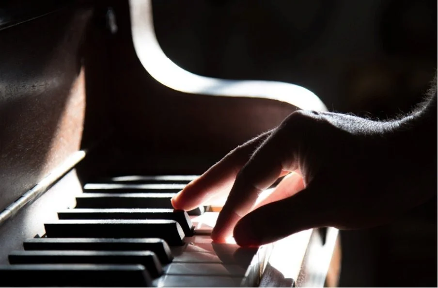 Top 4 Key Beginner Tips for Playing Piano