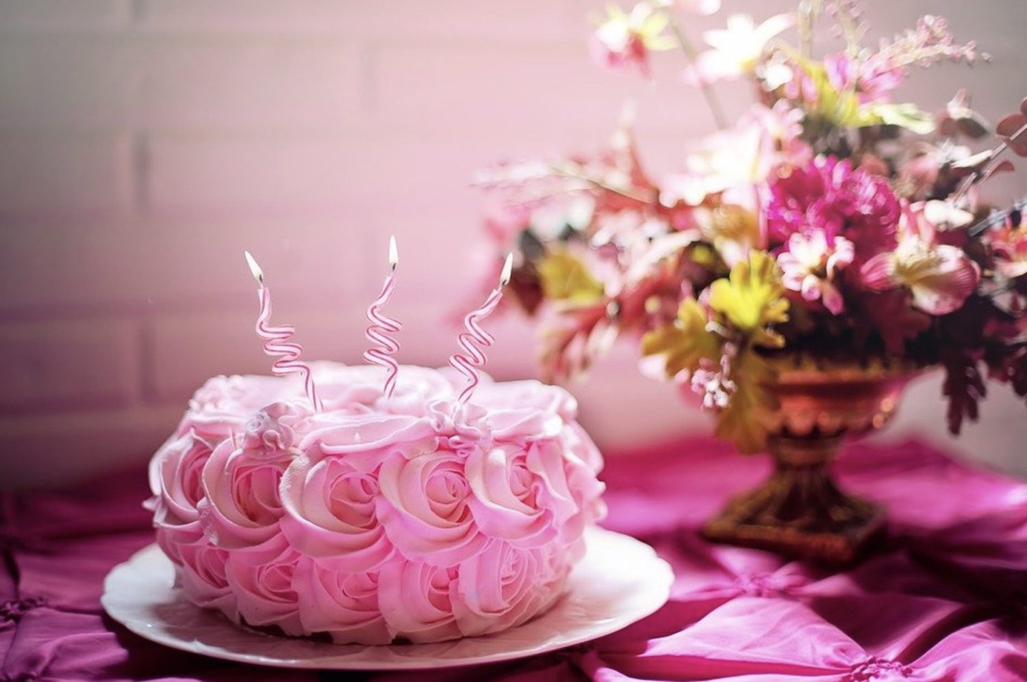 Funny Gift Ideas to Get Your Sister For Her Birthday – Teens Wanna Know