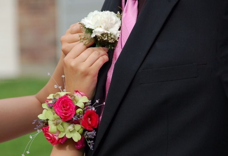 Tips and Tricks for Surviving Prom This Year