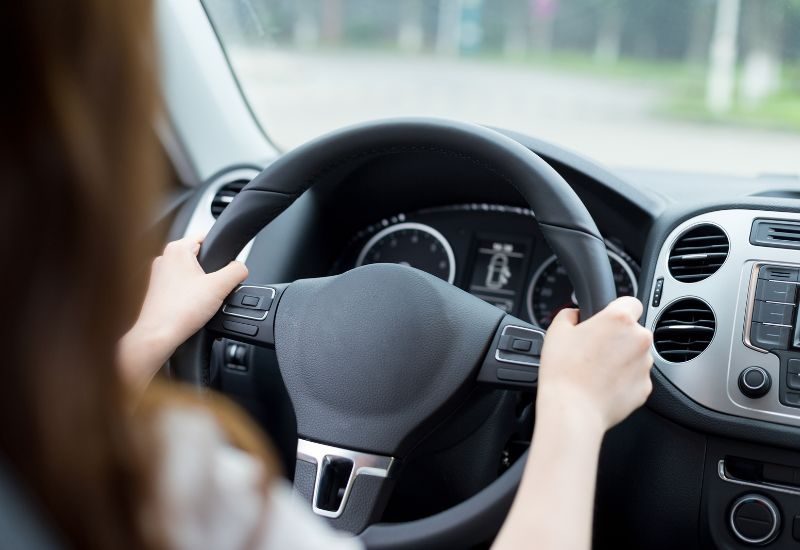 5 Bad Habits That New Drivers Should Avoid