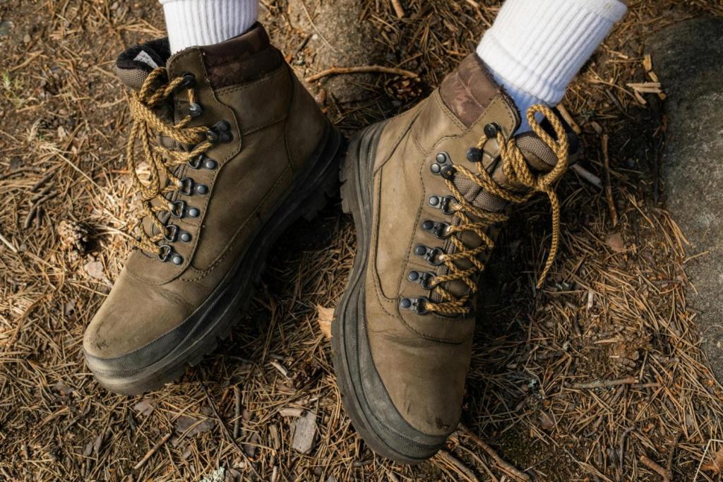 Essential factors to consider while buying hiking socks