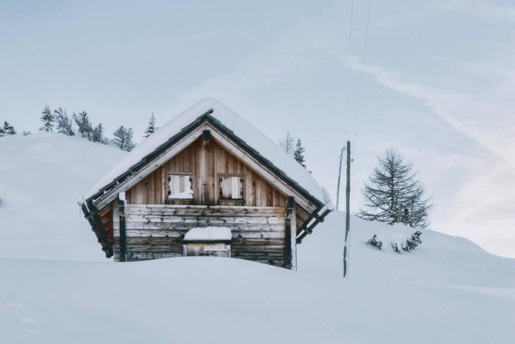 Avoid Winter Woes: A Complete Home Preparation Guide